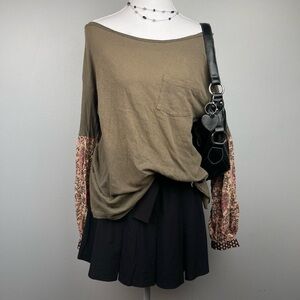 Free‎ People Oversized Distressed Long Sleeve Tee Women's Size XS